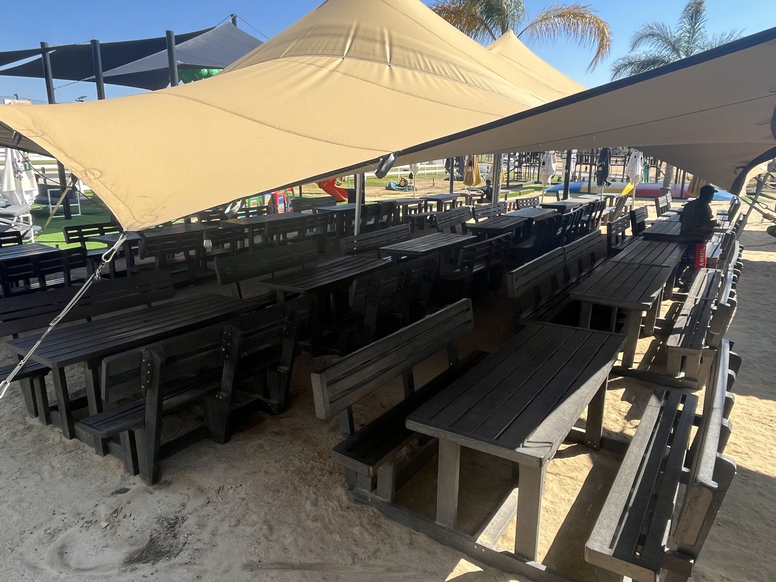 Beach Stretch Tent