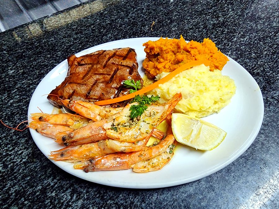 Rump & Prawns